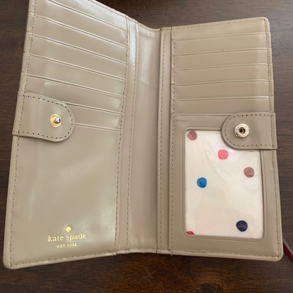 Kate Spade Pink Wallet - Picture 2 of 3